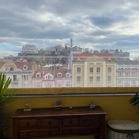 Belview With Panoramic Old Town View *